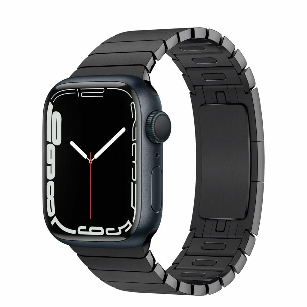 Apple Watch 7 midnight with dark metal link bracelet