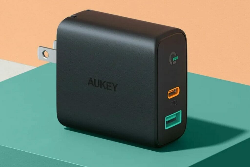 Aukey 30W charger