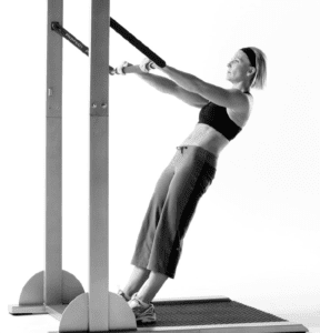 Woman doing a standing row